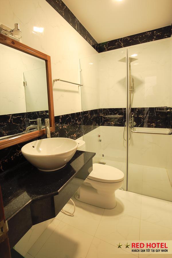 Red Hotel Quy Nhon Bagian luar foto